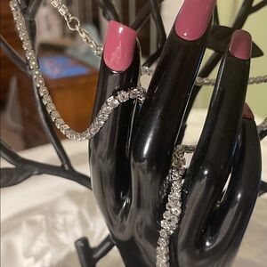 Dazzling Silver Rhinestone Knotted Channel lock Necklace